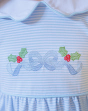 Load image into Gallery viewer, Bows of Holly Bubble
