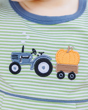 Load image into Gallery viewer, Pullin' Pumpkins Bubble
