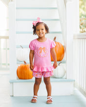 Load image into Gallery viewer, Pumpkin Petals Applique Ruffle Short Set
